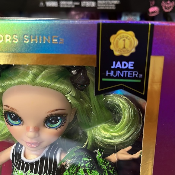 Brand New Rainbow High Jr Jade Hunter Doll - Picture 3 of 5
